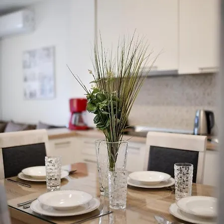 Apartamento Diora Seline