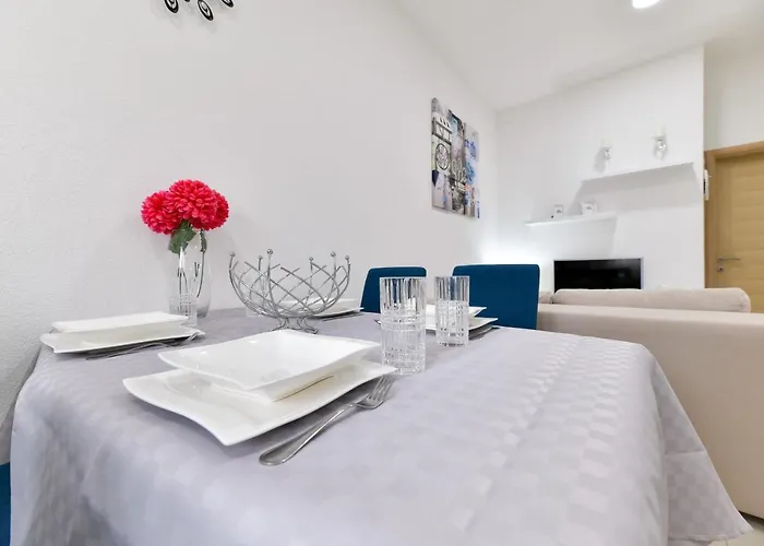 Apartment Diora