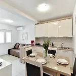 Apartman Diora