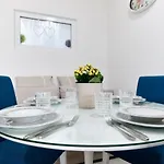 Diora Apartman *