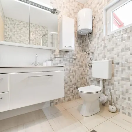 Diora Apartament Seline