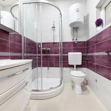 Diora Apartment Seline