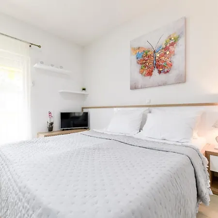 Apartment Diora