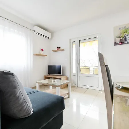 Diora Apartament Seline